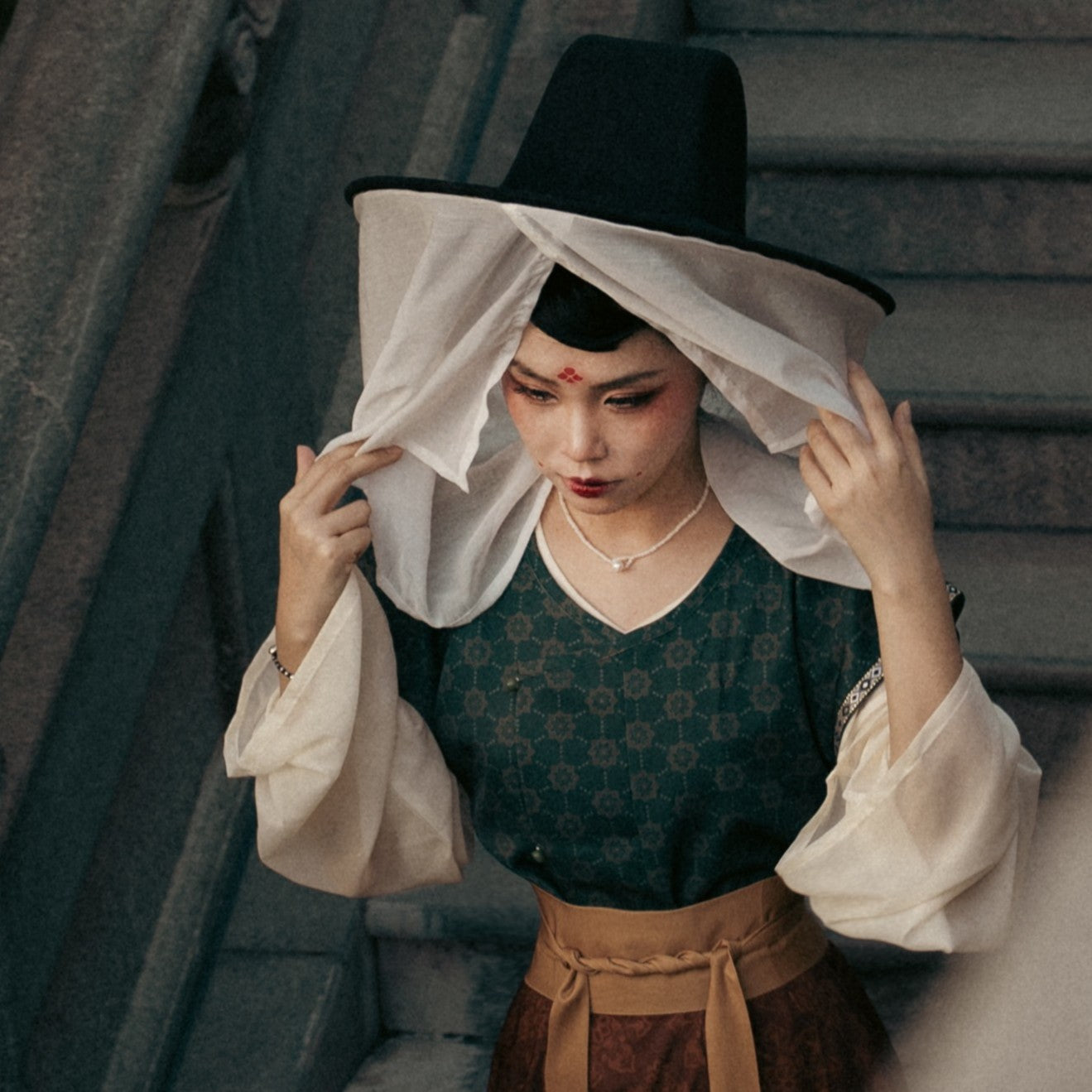 QingShan Outfit